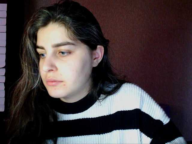 Roselina's BongaCams show and profile