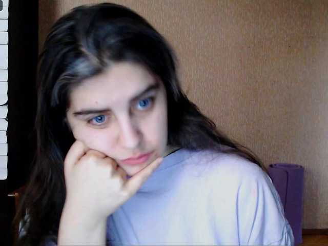 Roselina's BongaCams show and profile