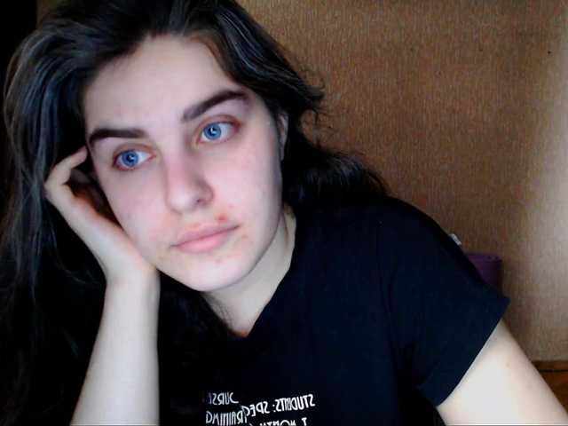 Roselina's BongaCams show and profile