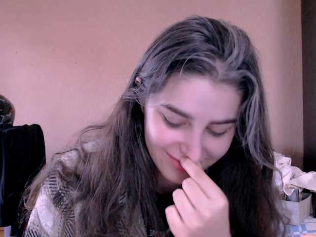 Roselina's BongaCams show and profile