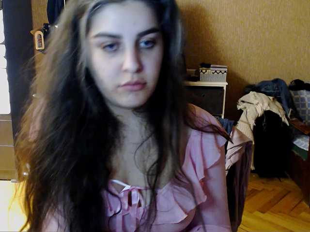 Roselina's BongaCams show and profile