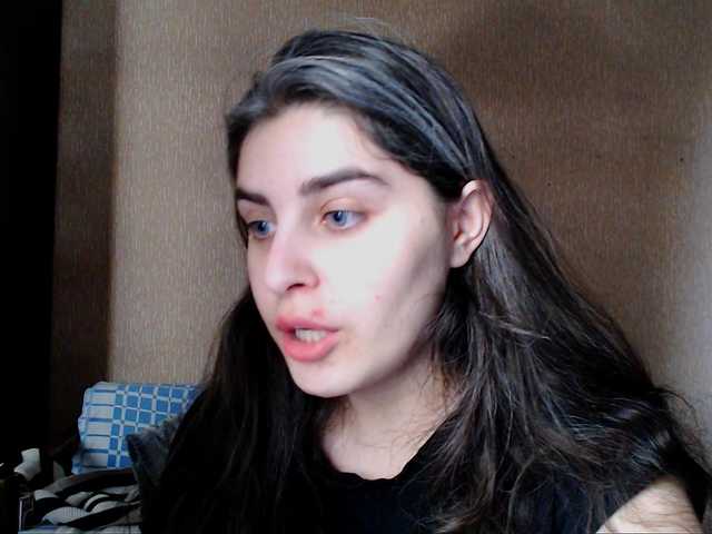 Roselina's BongaCams show and profile