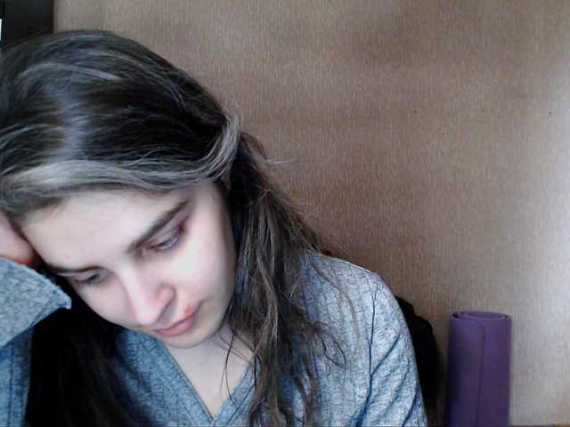 Roselina's BongaCams show and profile