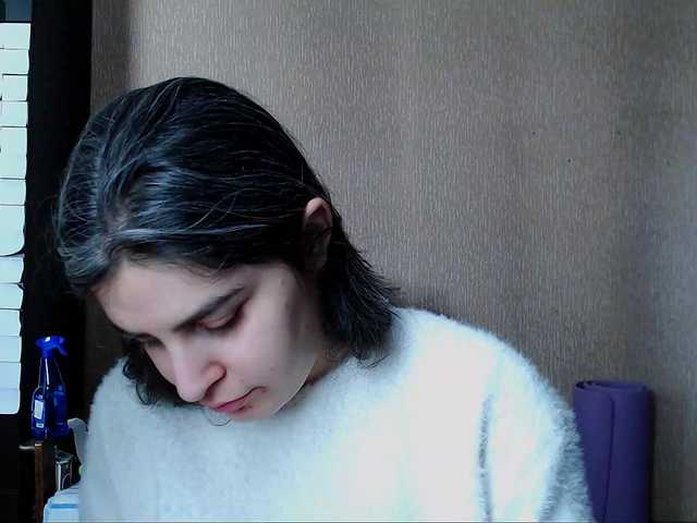 Roselina's BongaCams show and profile