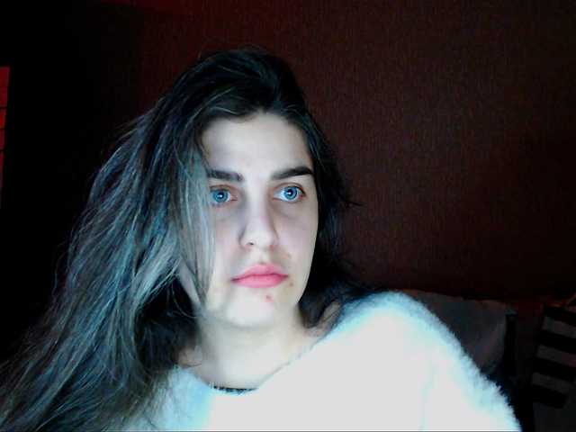 Roselina's BongaCams show and profile