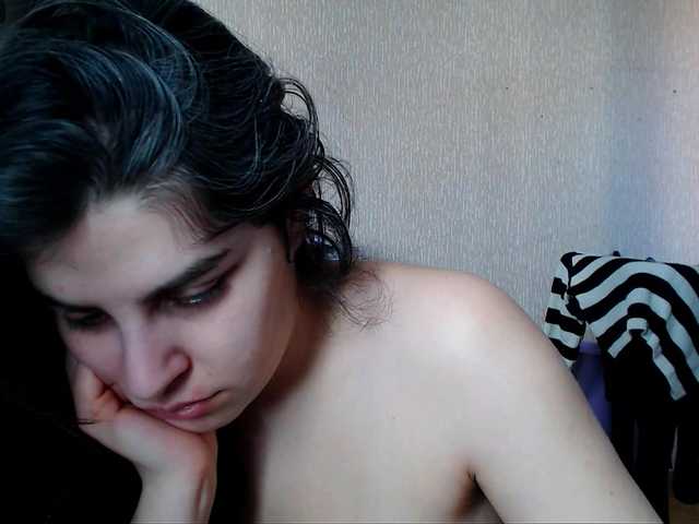 Roselina's BongaCams show and profile