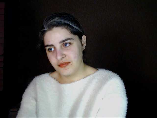 Roselina's BongaCams show and profile