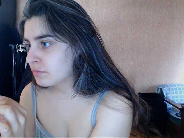 Roselina's BongaCams show and profile