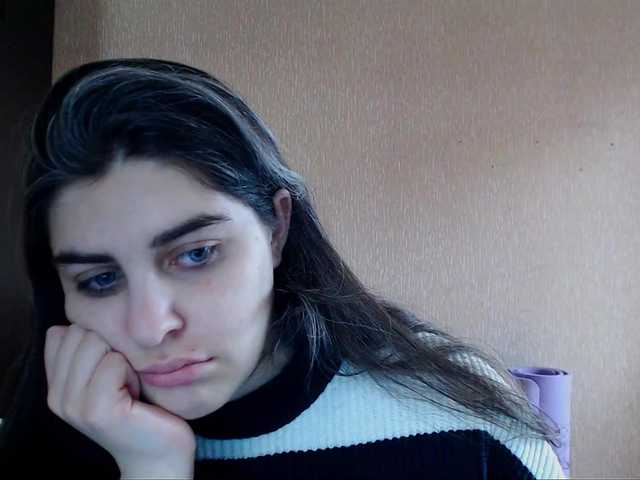 Roselina's BongaCams show and profile