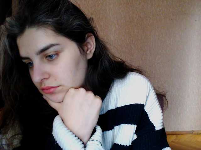 Roselina's BongaCams show and profile