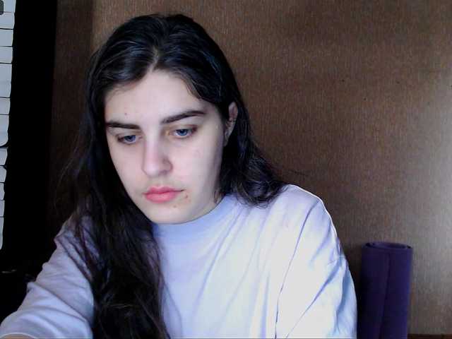 Roselina's BongaCams show and profile