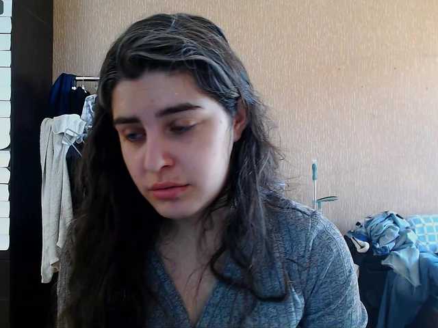 Roselina's BongaCams show and profile