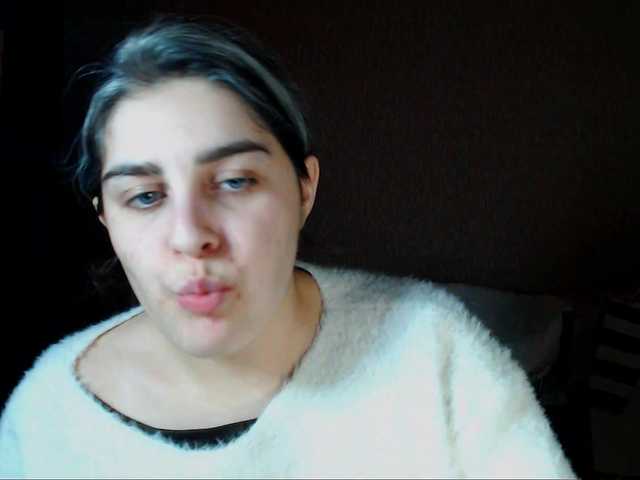 Roselina's BongaCams show and profile