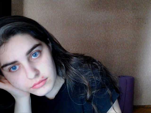 Roselina's BongaCams show and profile