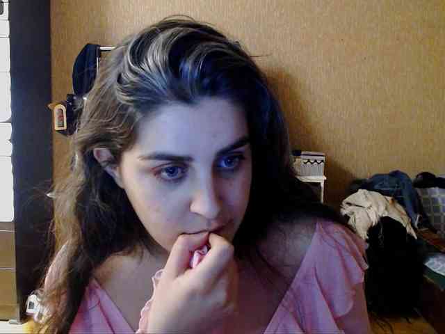 Roselina Live Webcam on BongaCams