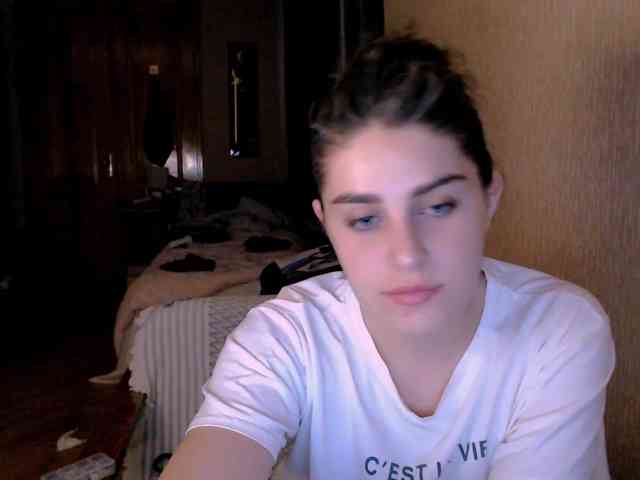 Roselina Live Webcam on BongaCams