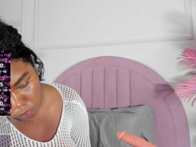 Candaceowens's BongaCams show and profile