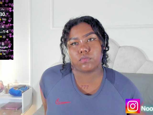 Candaceowens's BongaCams show and profile