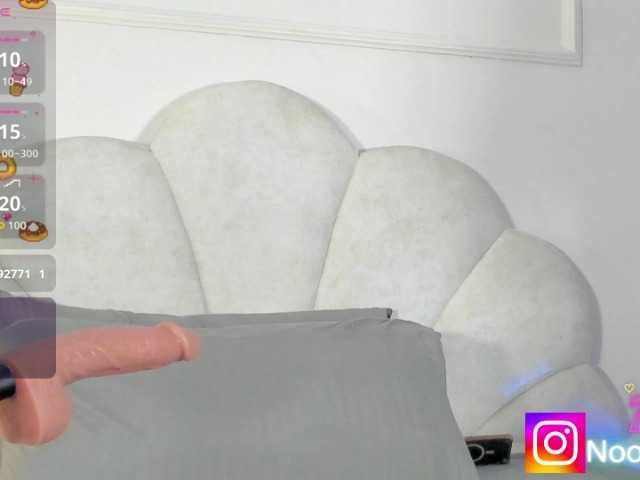 Candaceowens's BongaCams show and profile