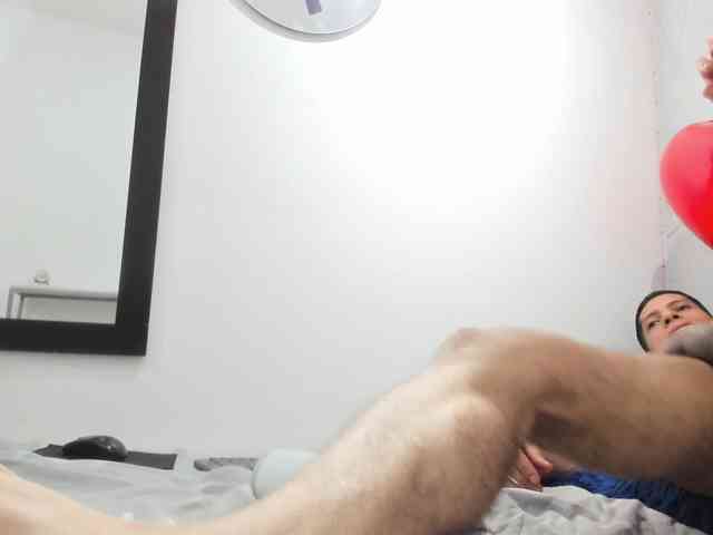 Stevenh Live Webcam on BongaCams