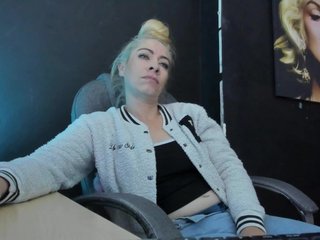 viktoria-davis Porn Show
