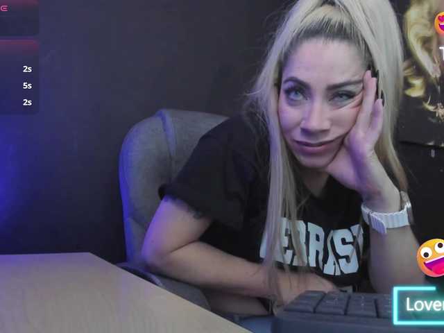 viktoria-davis webcam