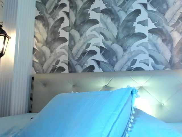 viktoria-davis's BongaCams show and profile