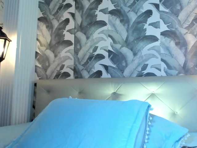 viktoria-davis's BongaCams show and profile