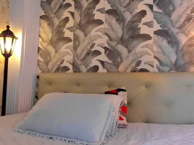 viktoria-davis's BongaCams show and profile