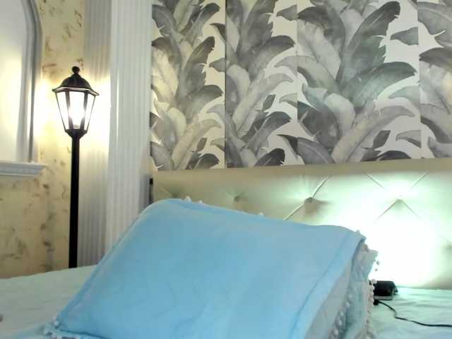 viktoria-davis's BongaCams show and profile