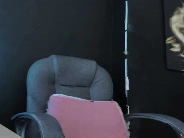 viktoria-davis's BongaCams show and profile