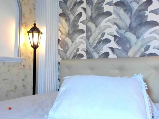 viktoria-davis's BongaCams show and profile