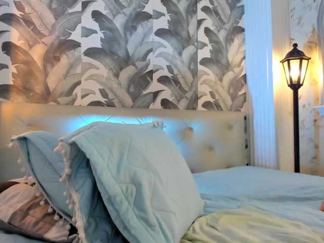 viktoria-davis's BongaCams show and profile