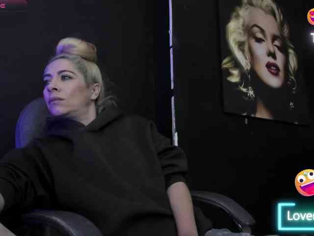 viktoria-davis webcam