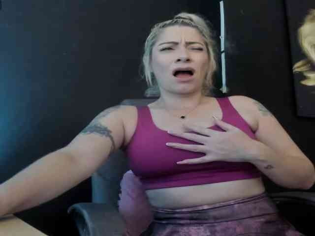 viktoria-davis webcam