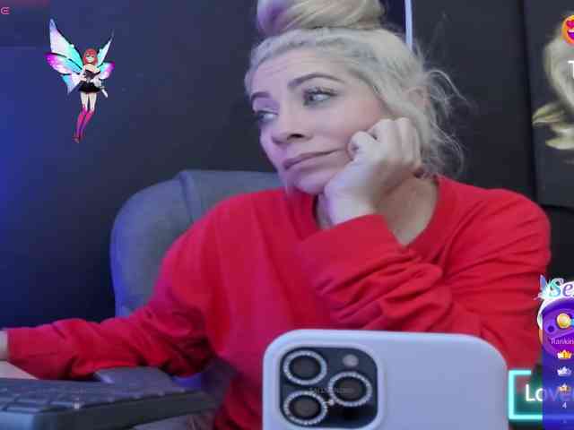 viktoria-davis viktoria-davis