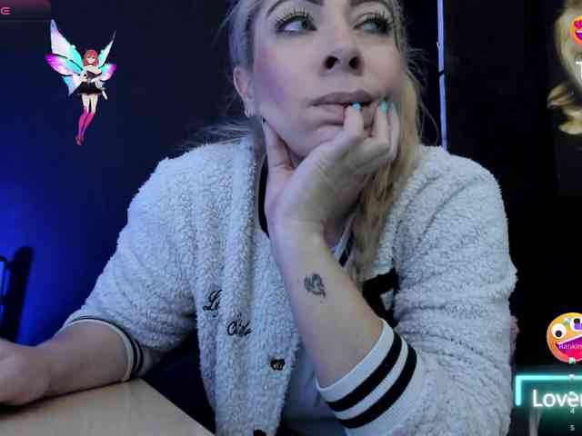 viktoria-davis webcam