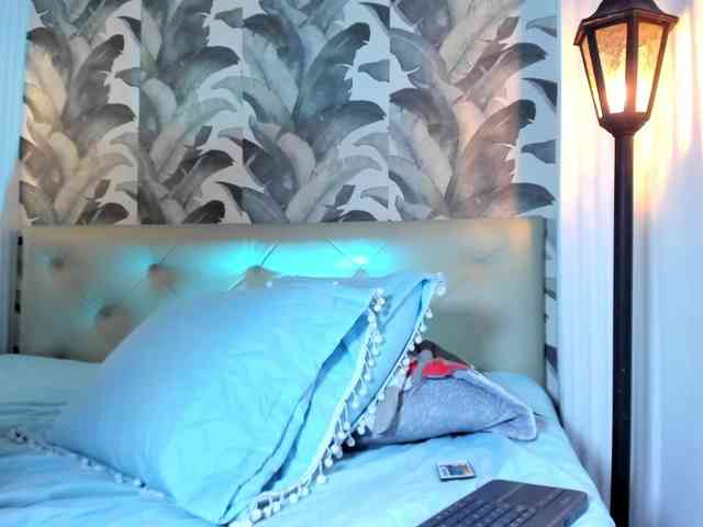 viktoria-davis Live Webcam on BongaCams