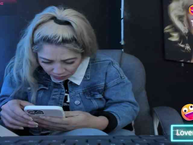 viktoria-davis webcam