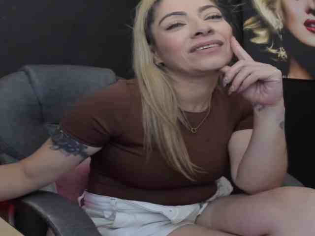 viktoria-davis webcam