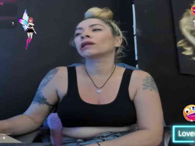 viktoria-davis webcam