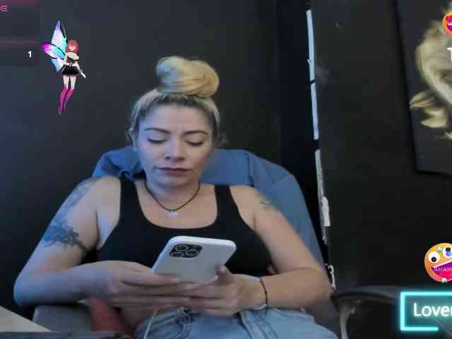 viktoria-davis webcam