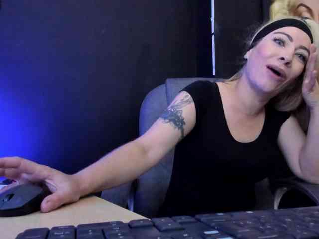 viktoria-davis webcam