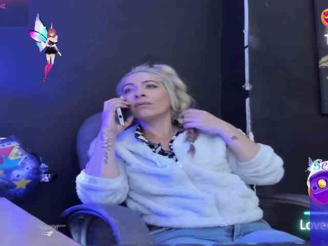 viktoria-davis webcam