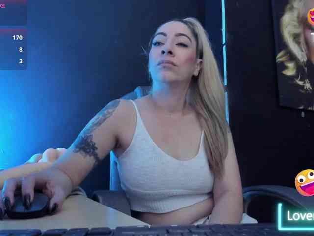 viktoria-davis webcam