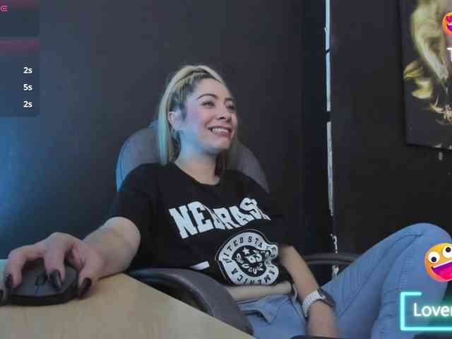 viktoria-davis webcam