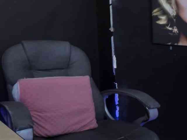 viktoria-davis webcam