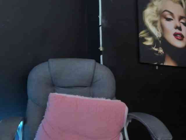 viktoria-davis Live Webcam on BongaCams