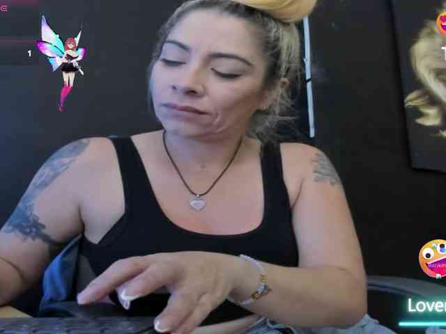 viktoria-davis webcam