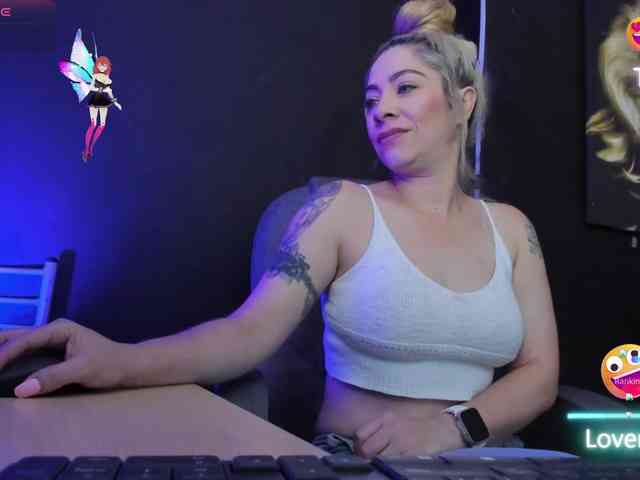 viktoria-davis webcam